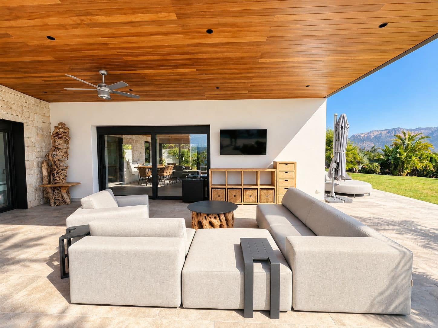3 bedroom Villa for sale in La Sella with pool garage - € 1,195,000 (Ref: 9640580)