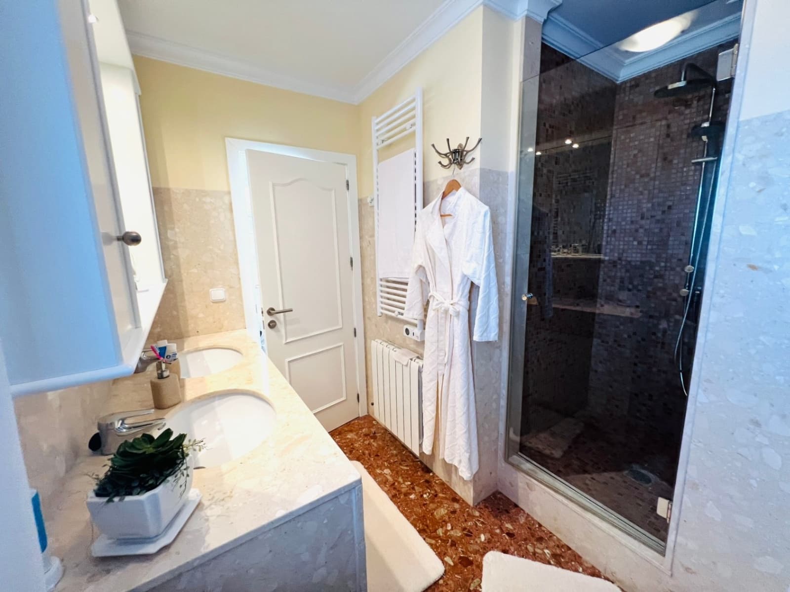 4 makuuhuone Huvila myytävänä paikassa La Sella mukana uima-altaan - 895 000 € (Ref: 9687624)