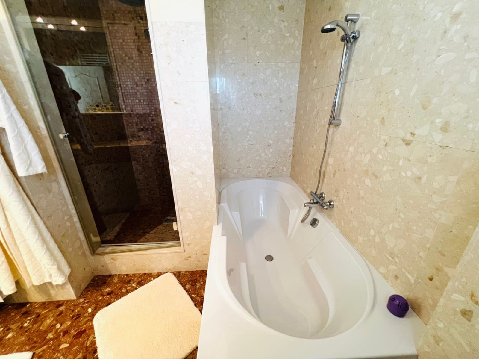 4 makuuhuone Huvila myytävänä paikassa La Sella mukana uima-altaan - 895 000 € (Ref: 9687624)