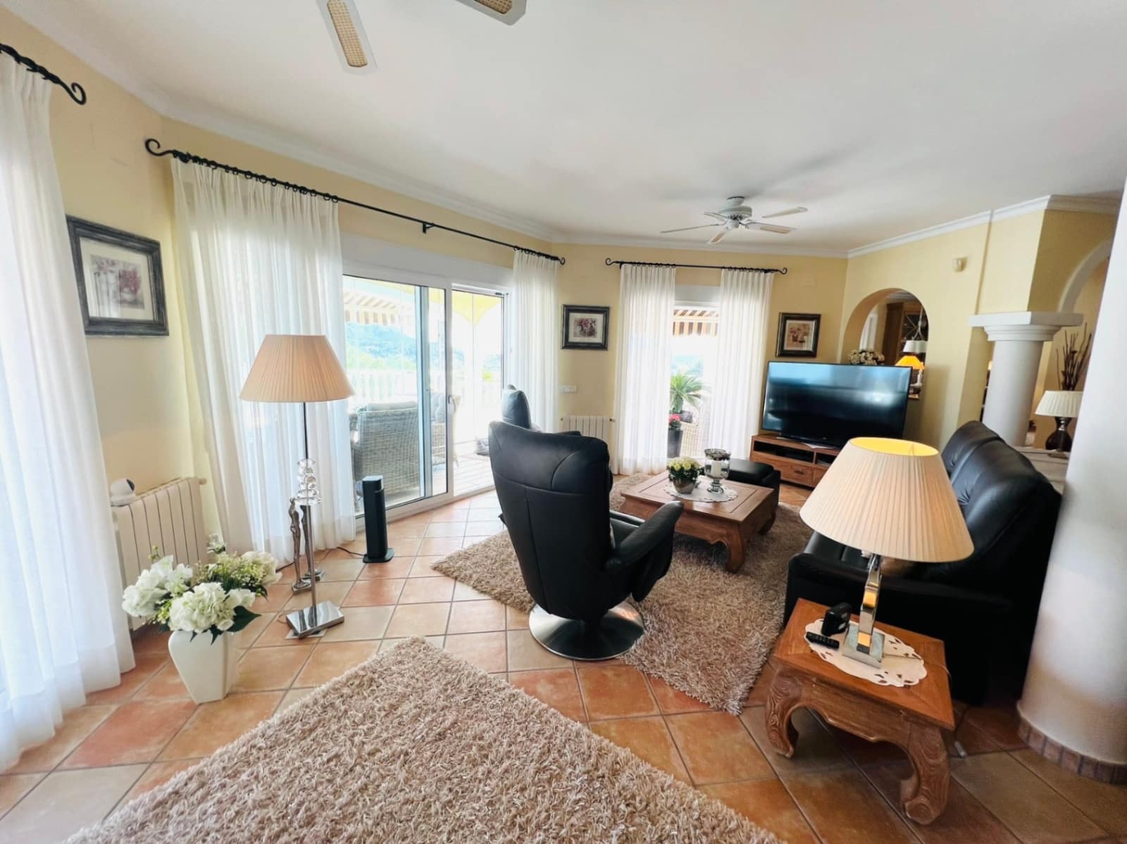 4 makuuhuone Huvila myytävänä paikassa La Sella mukana uima-altaan - 895 000 € (Ref: 9687624)