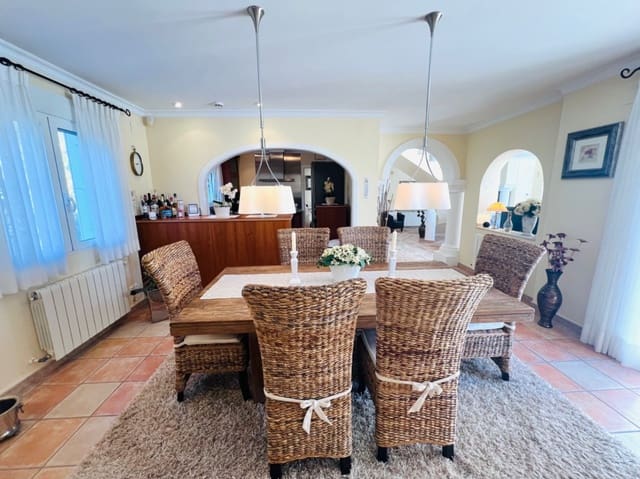 4 sovrum Villa till salu i La Sella med pool garage - 895 000 € (Ref: 9687624)