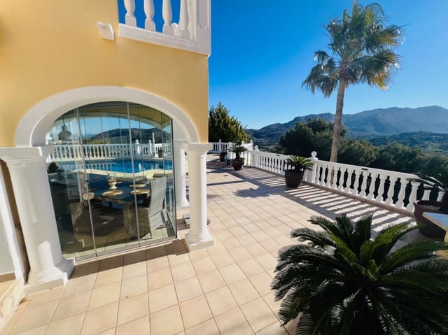 4 sovrum Villa till salu i La Sella med pool garage - 895 000 € (Ref: 9687624)