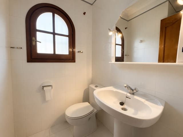 3 Zimmer Villa zu verkaufen in La Sella mit Pool - 550.000 € (Ref: 9730632)