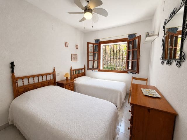 3 Zimmer Villa zu verkaufen in La Sella mit Pool - 550.000 € (Ref: 9730632)