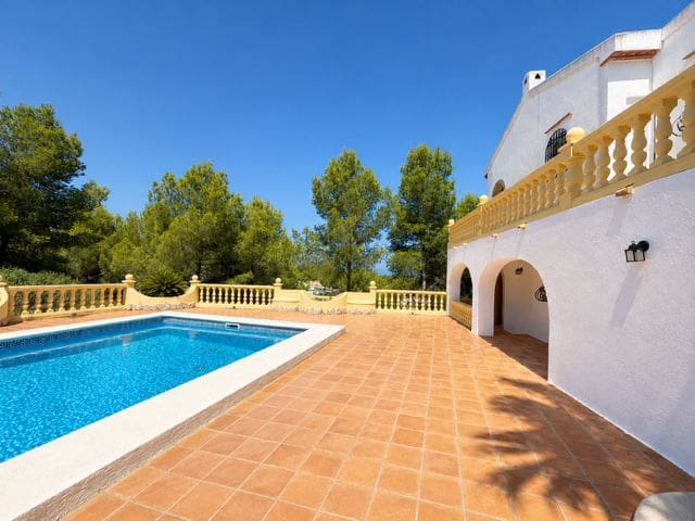 3 bedroom Villa for sale in La Sella with pool - € 550,000 (Ref: 9730632)