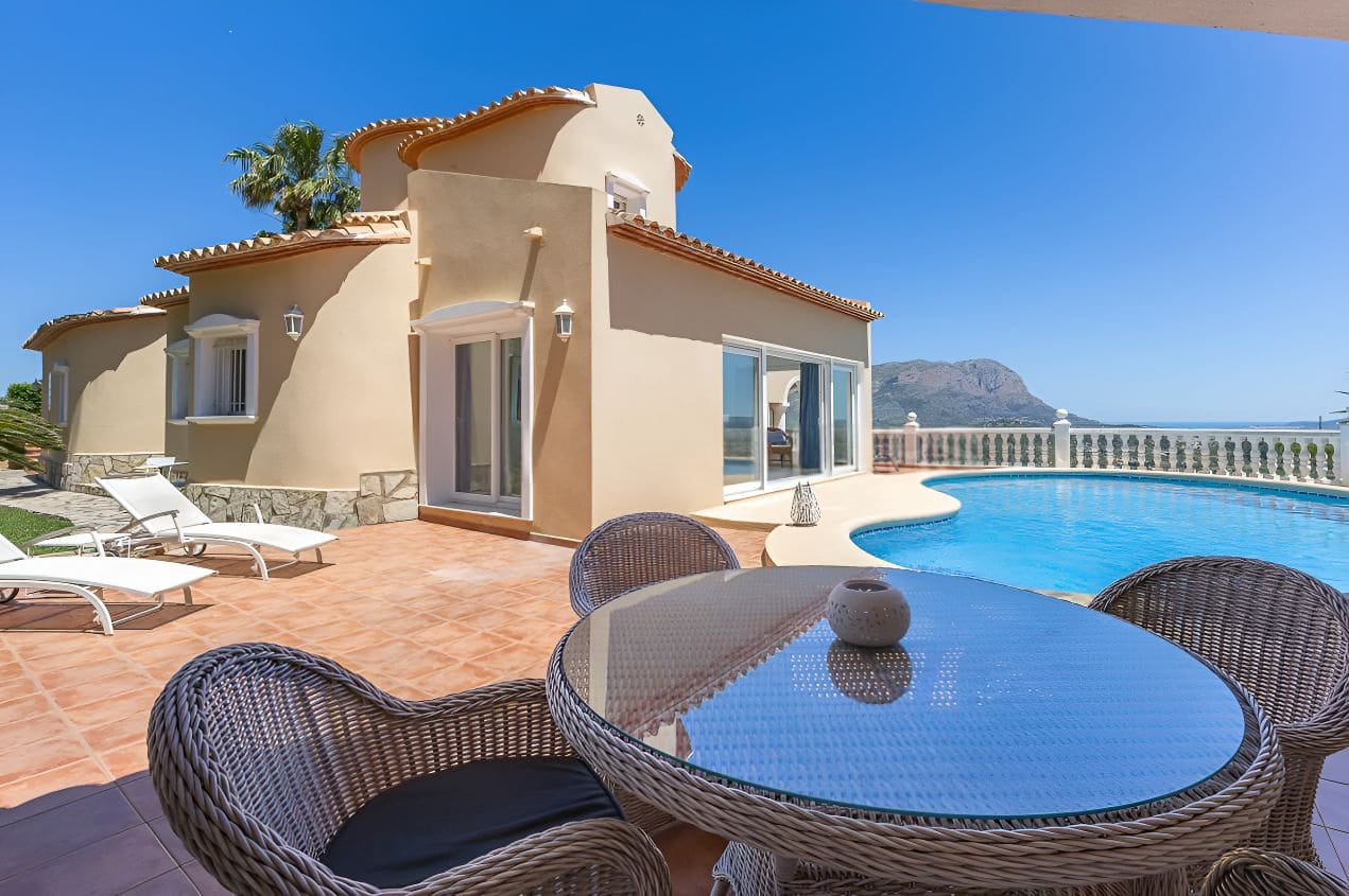 5 slaapkamer Villa te koop in La Sella met zwembad garage - € 995.000 (Ref: 9813449)
