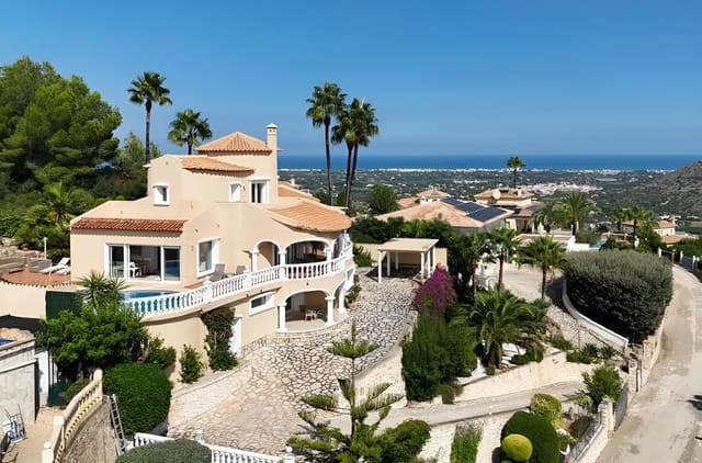 5 slaapkamer Villa te koop in La Sella met zwembad garage - € 995.000 (Ref: 9813449)