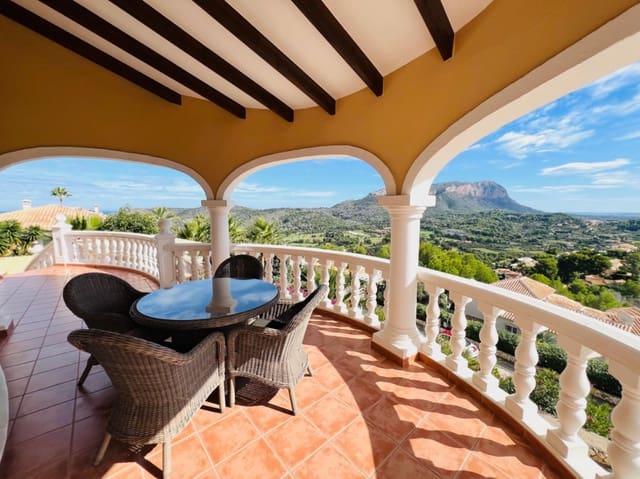 5 slaapkamer Villa te koop in La Sella met zwembad garage - € 995.000 (Ref: 9813449)