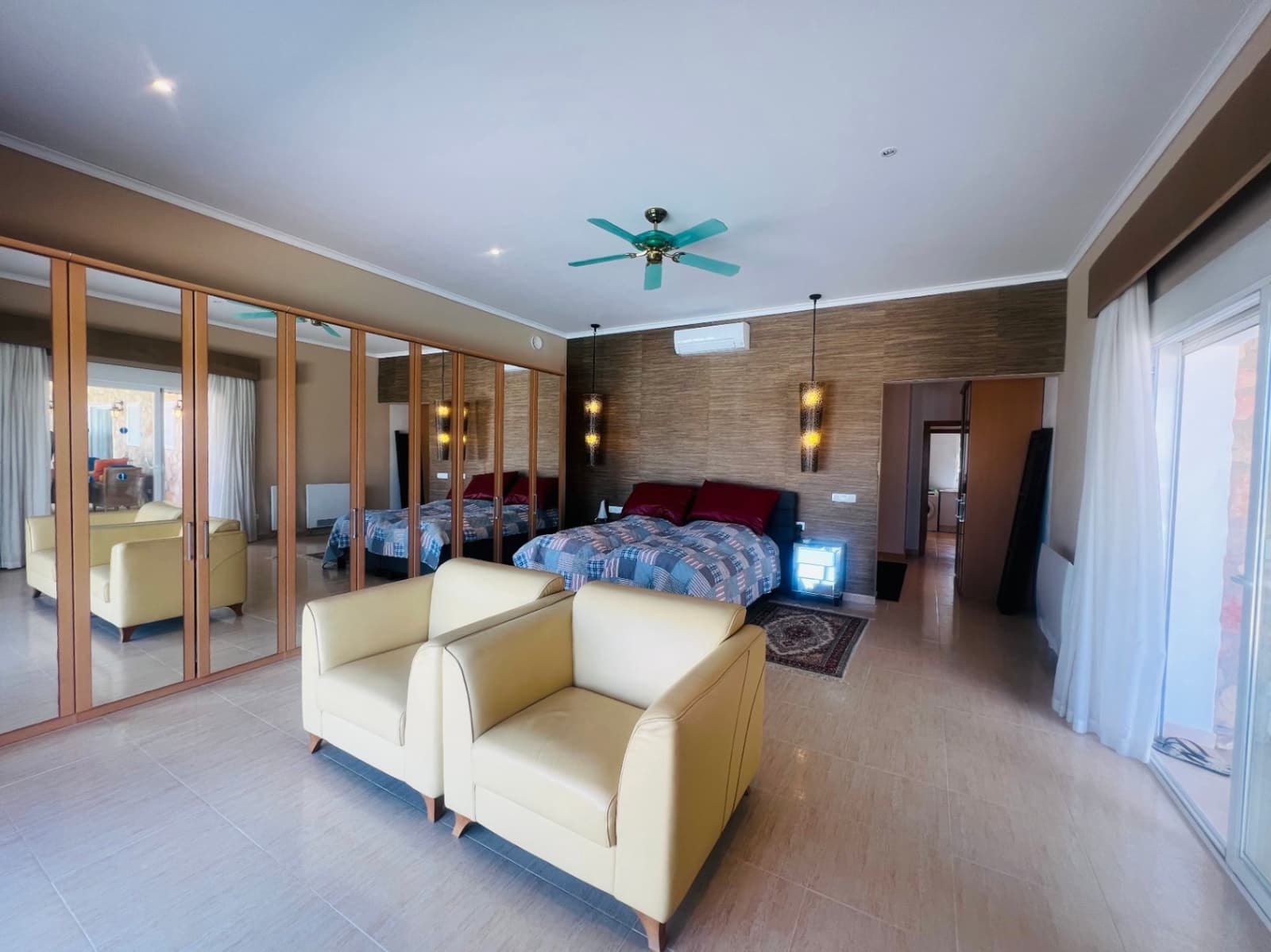 4 bedroom Villa for sale in Denia with pool garage - € 850,000 (Ref: 9841151)