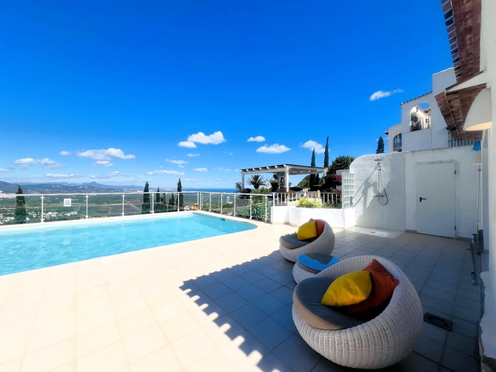 4 bedroom Villa for sale in Denia with pool garage - € 850,000 (Ref: 9841151)