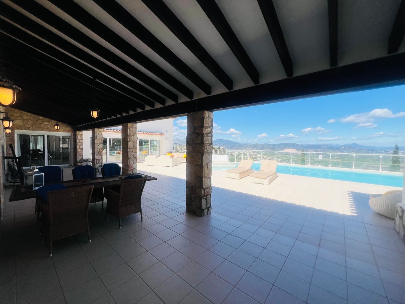 4 bedroom Villa for sale in Denia with pool garage - € 850,000 (Ref: 9841151)