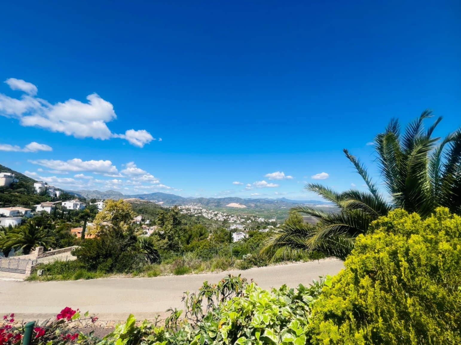 4 bedroom Villa for sale in Denia with pool garage - € 850,000 (Ref: 9841151)