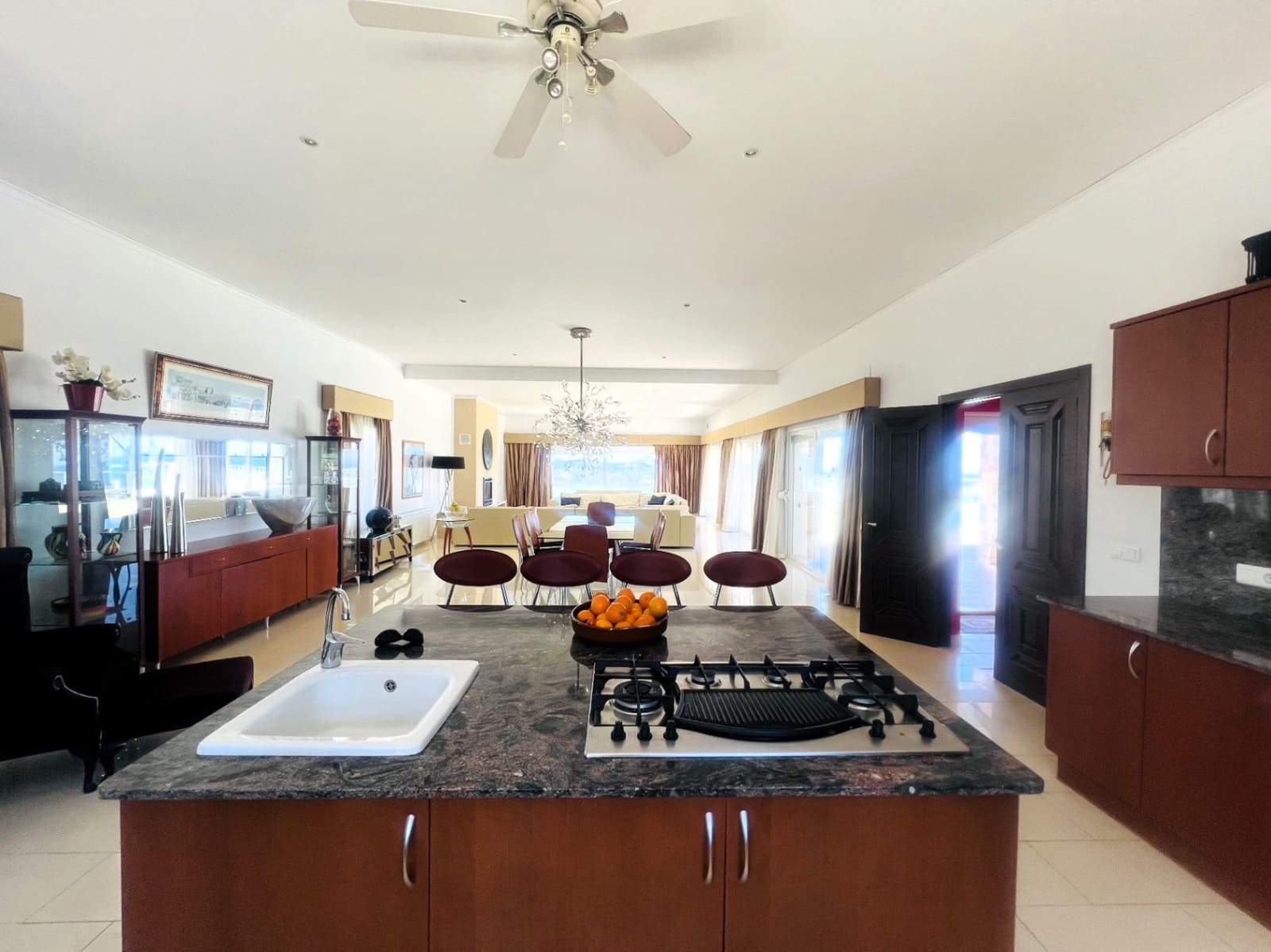 4 bedroom Villa for sale in Denia with pool garage - € 850,000 (Ref: 9841151)