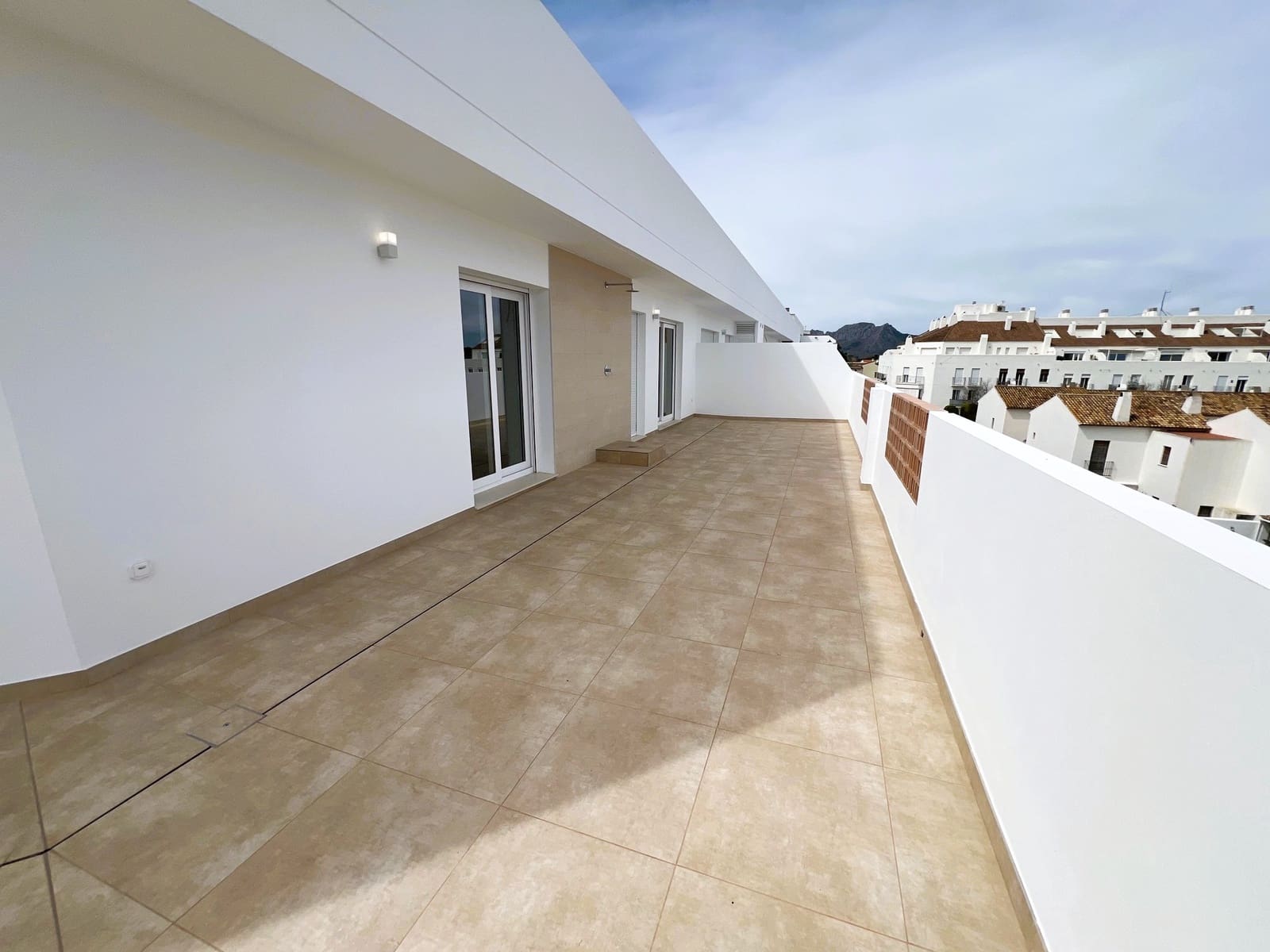 2 bedroom Penthouse for rent in La Xara with pool garage - € 1,450 (Ref: 9841415)
