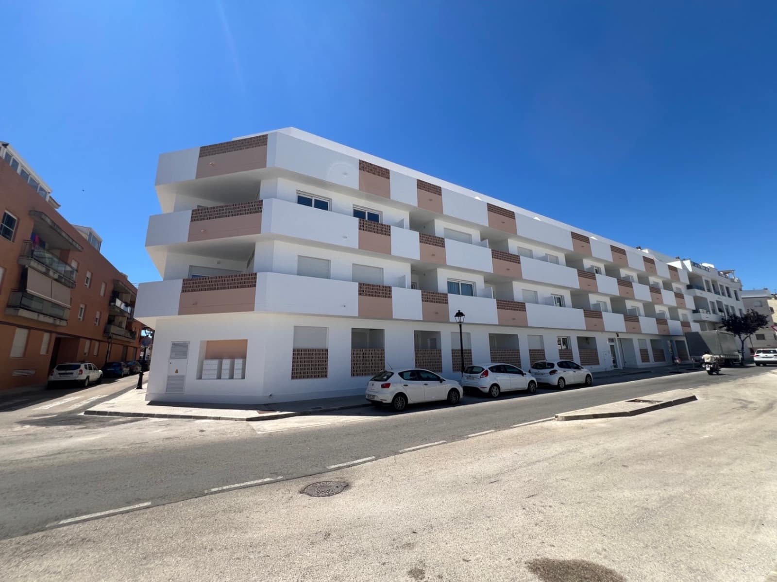 2 soveværelse Penthouse til salg i La Xara med swimmingpool garage - € 380.000 (Ref: 9841415)
