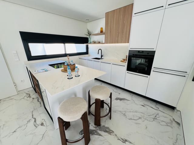 3 makuuhuone Huvila myytävänä paikassa Dénia mukana uima-altaan 
autotalli - 695 000 € (Ref: 9940827)