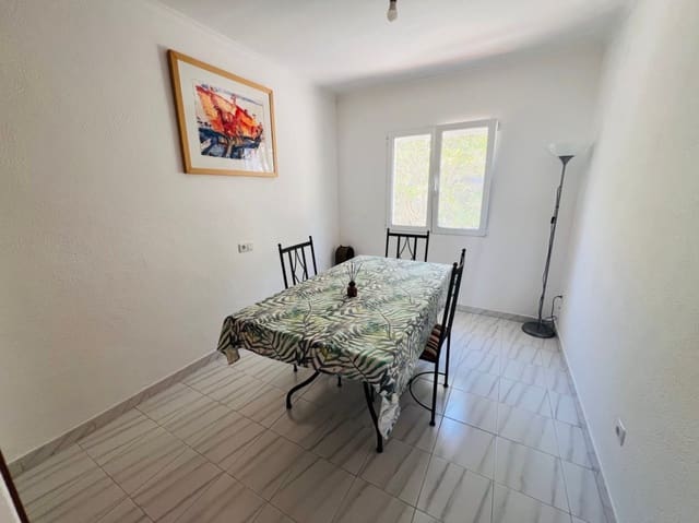 4 soveværelse Villa til salg i La Sella med swimmingpool garage - € 395.000 (Ref: 9946021)