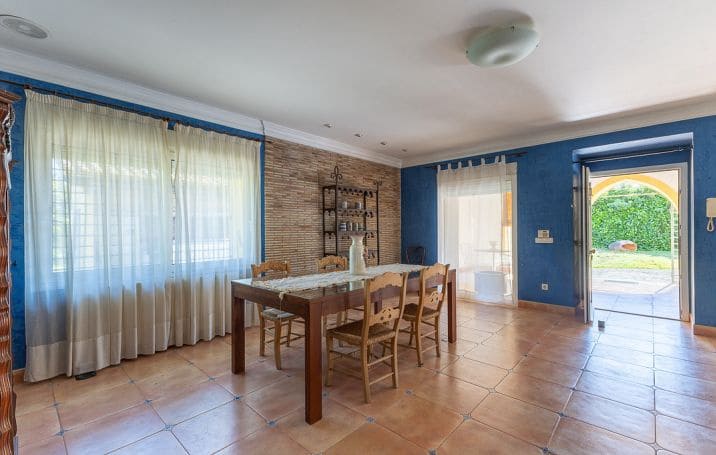 5 bedroom Finca/Country House for rent in Pedreguer with pool garage - € 3,500 (Ref: 9973812)