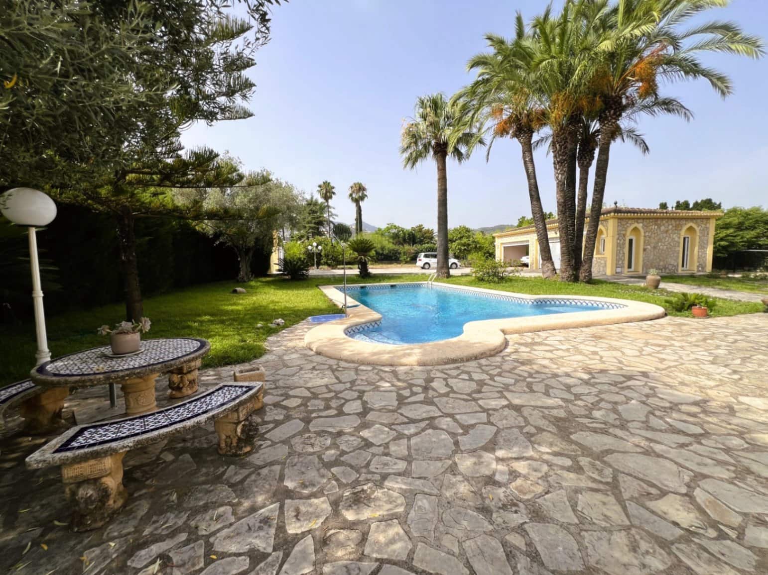 Finca/Maison de Campagne de 5 chambres à louer à Pedreguer avec piscine garage - 3 500 € (Ref: 9973812)