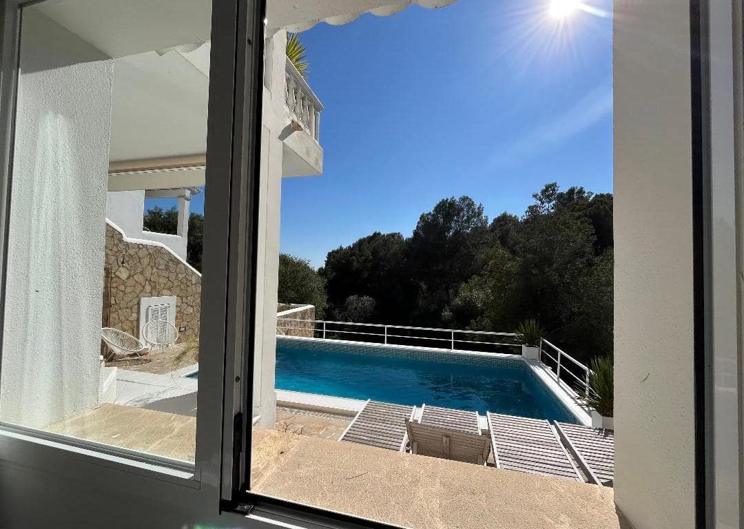 4 bedroom Villa for sale in Costa d'en Blanes with pool garage - € 1,895,000 (Ref: 9740065)