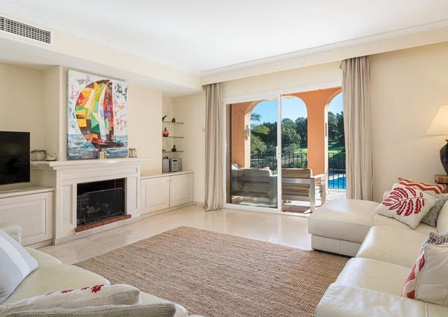 2 bedroom Apartment for sale in Bendinat, Calvià with pool garage - € 975,000 (Ref: 9740081)