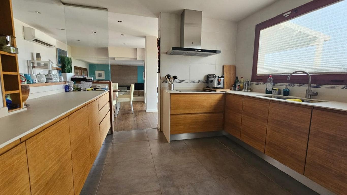 3 bedroom Apartment for sale in Palmanova with garage - € 755,000 (Ref: 9740108)