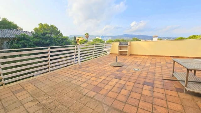 3 bedroom Apartment for sale in Palmanova, Calvià with garage - € 755,000 (Ref: 9740108)