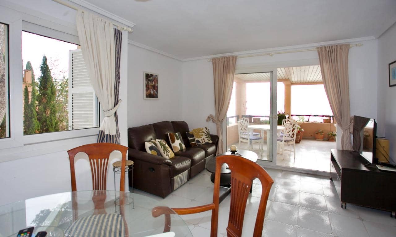 Apartamento de 2 habitaciones en Illetas en venta con piscina garaje - 695.000 € (Ref: 9740237)