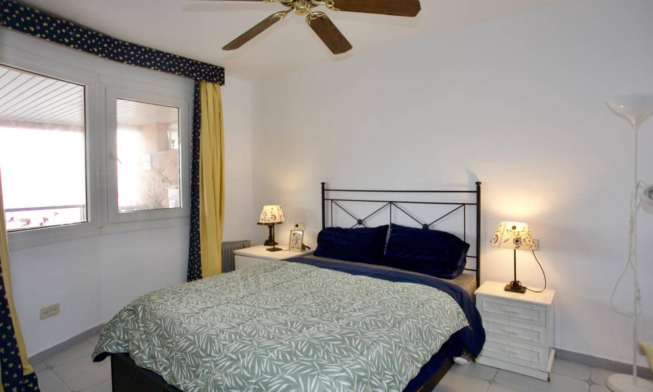 Apartamento de 2 habitaciones en Illetas en venta con piscina garaje - 695.000 € (Ref: 9740237)