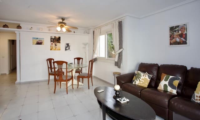 Apartamento de 2 habitaciones en Illetas, Calvià en venta con piscina garaje - 695.000 € (Ref: 9740237)