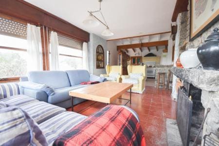 4 bedroom Finca/Country House for sale in Galilea - € 875,000 (Ref: 9743084)