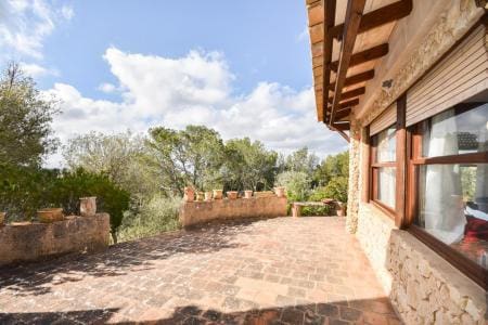 4 bedroom Finca/Country House for sale in Galilea, Puigpunyent - € 875,000 (Ref: 9743084)