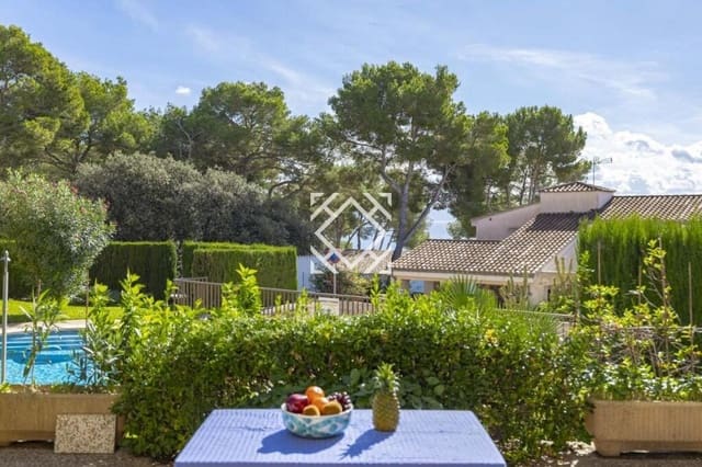 2 slaapkamer Appartement te koop in Alcúdia met zwembad garage - € 460.000 (Ref: 9744195)