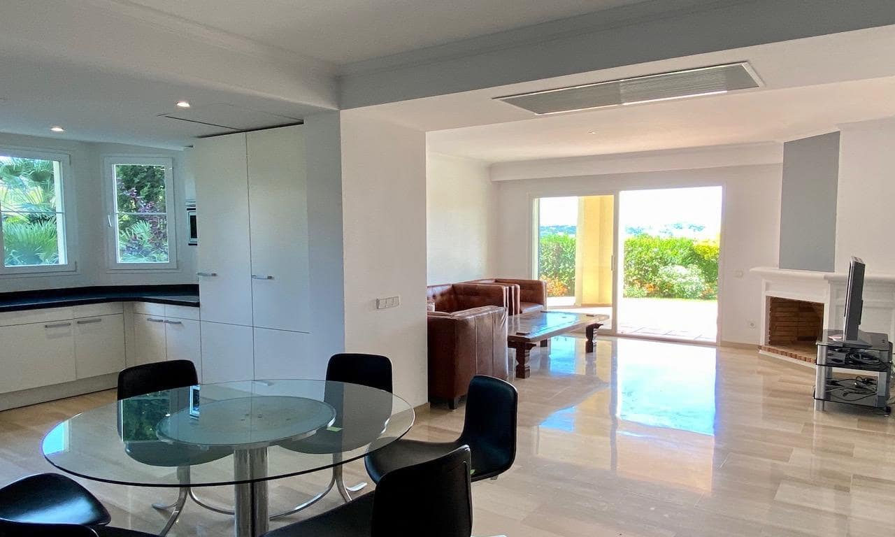 2 makuuhuone Huoneisto myytävänä paikassa Bendinat mukana uima-altaan 
autotalli - 890 000 € (Ref: 9748336)