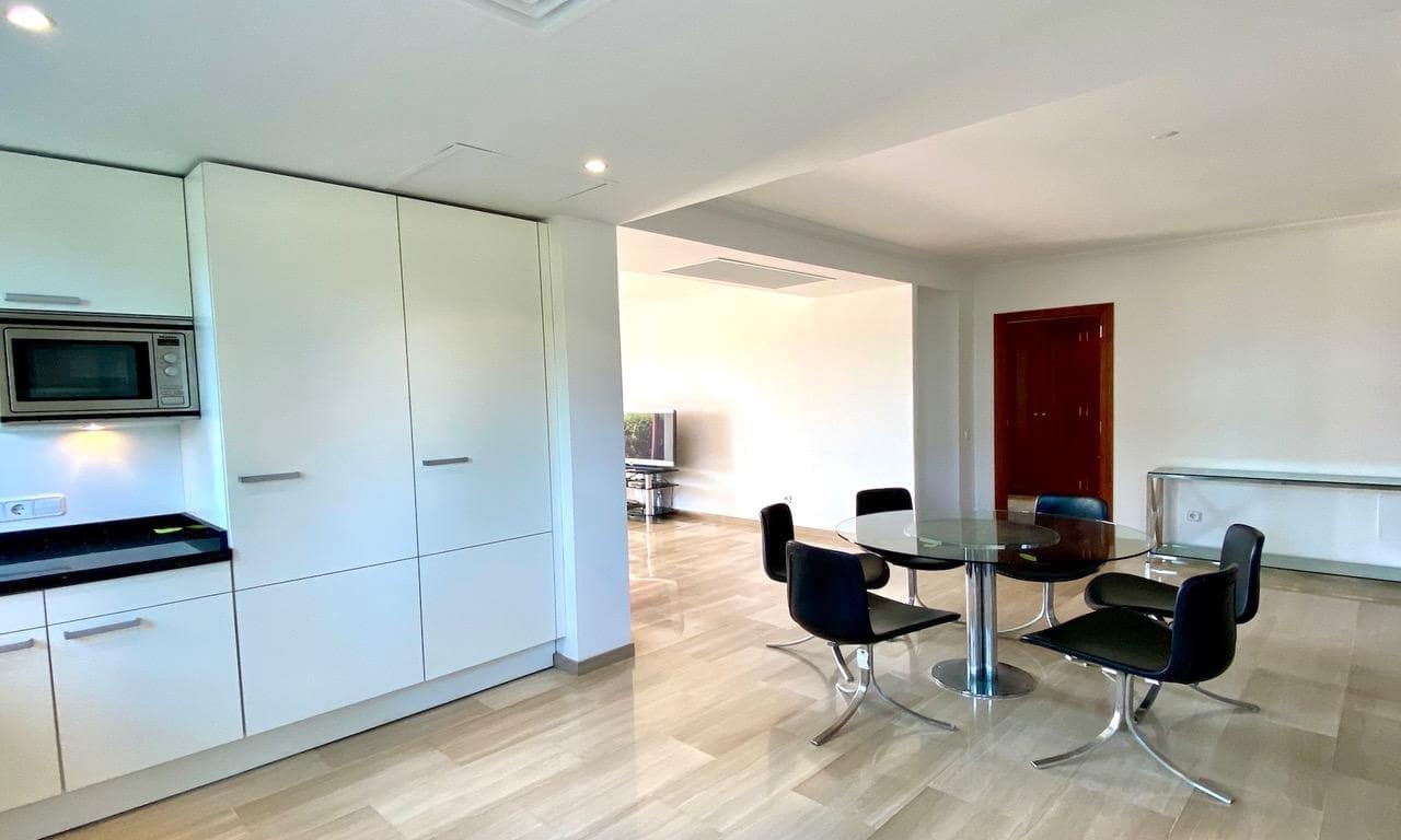 2 makuuhuone Huoneisto myytävänä paikassa Bendinat mukana uima-altaan 
autotalli - 890 000 € (Ref: 9748336)