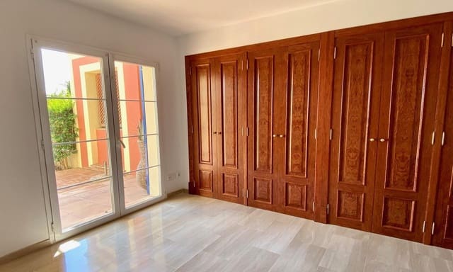 2 makuuhuone Huoneisto myytävänä paikassa Bendinat, Calvià mukana uima-altaan 
autotalli - 890 000 € (Ref: 9748336)