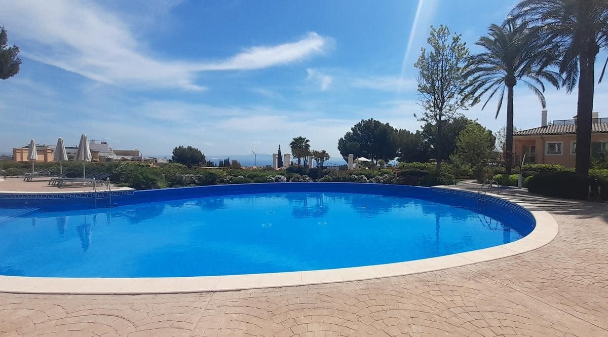 2 makuuhuone Huoneisto myytävänä paikassa Bendinat mukana uima-altaan 
autotalli - 890 000 € (Ref: 9748336)