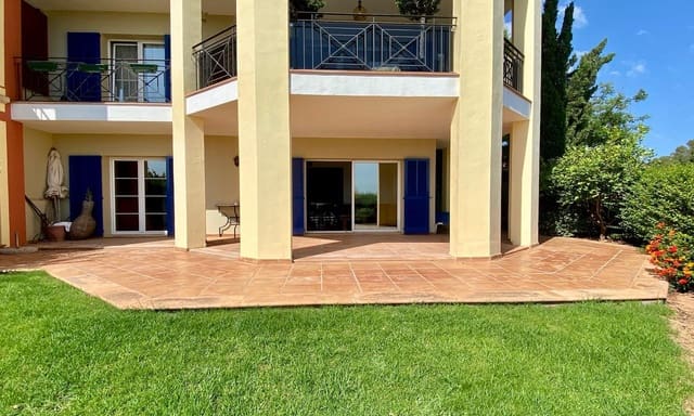 2 makuuhuone Huoneisto myytävänä paikassa Bendinat, Calvià mukana uima-altaan 
autotalli - 890 000 € (Ref: 9748336)