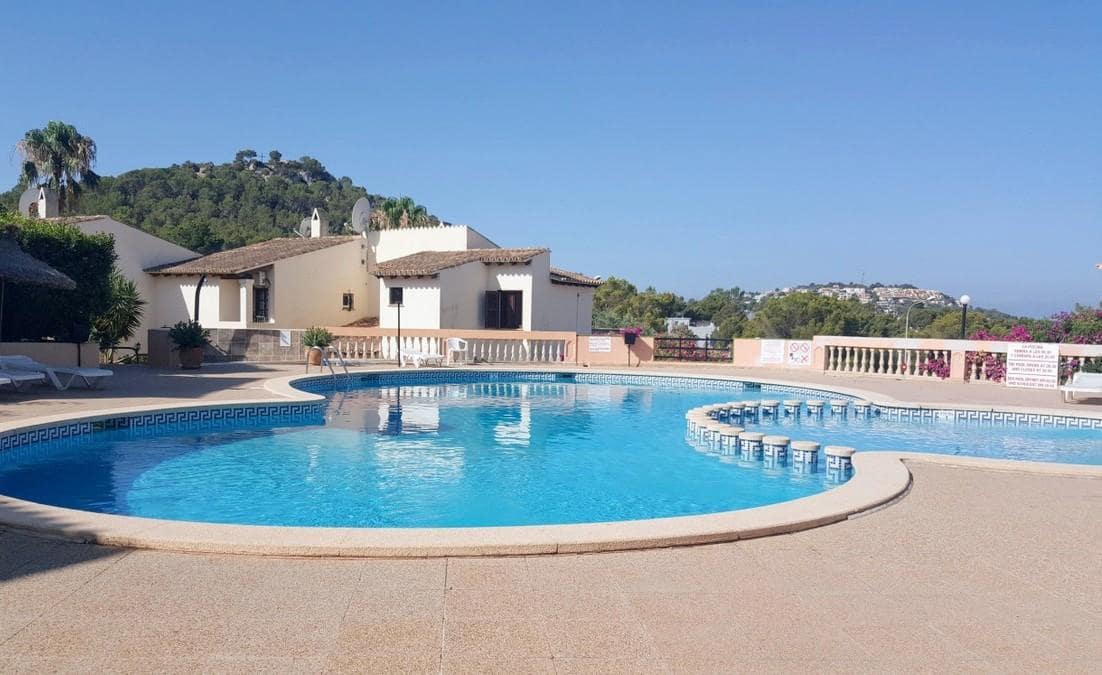 1 sypialnia Apartament do wynajęcia w Santa Ponsa z basenem garażem - 1 350 € (Ref: 9757533)