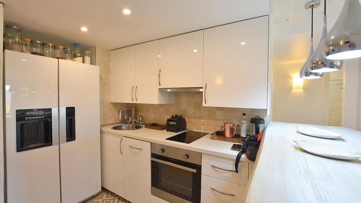 2 sypialnia Apartament do wynajęcia w Illetas z basenem - 3 750 € (Ref: 9812516)