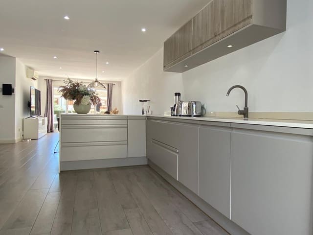 3 soverom Hus til salgs i Portals Nous, Calvià med svømmebasseng garasje - € 850 000 (Ref: 9866123)