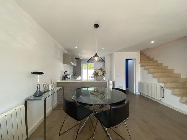 3 soverom Hus til salgs i Portals Nous, Calvià med svømmebasseng garasje - € 850 000 (Ref: 9866123)