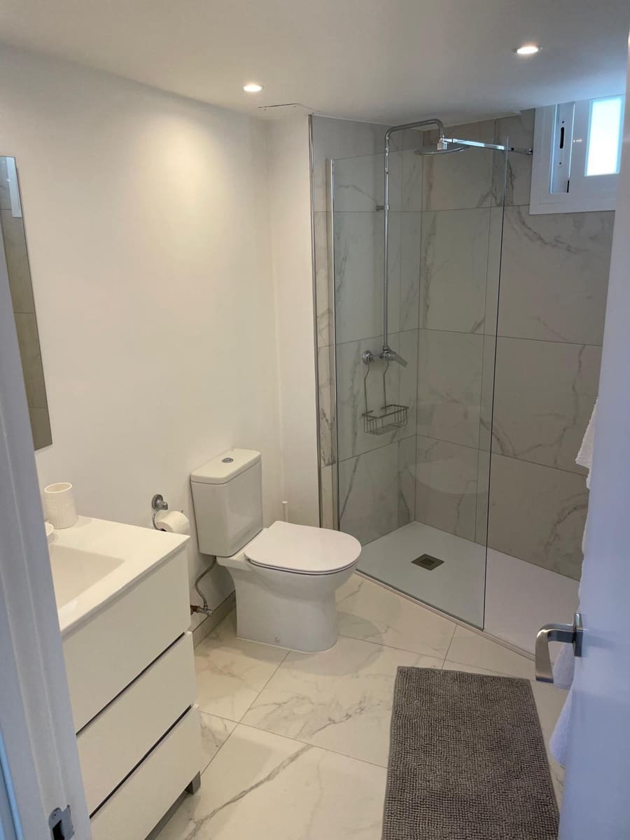 2 bedroom Apartment for rent in Palmanova - € 2,000 (Ref: 9883725)