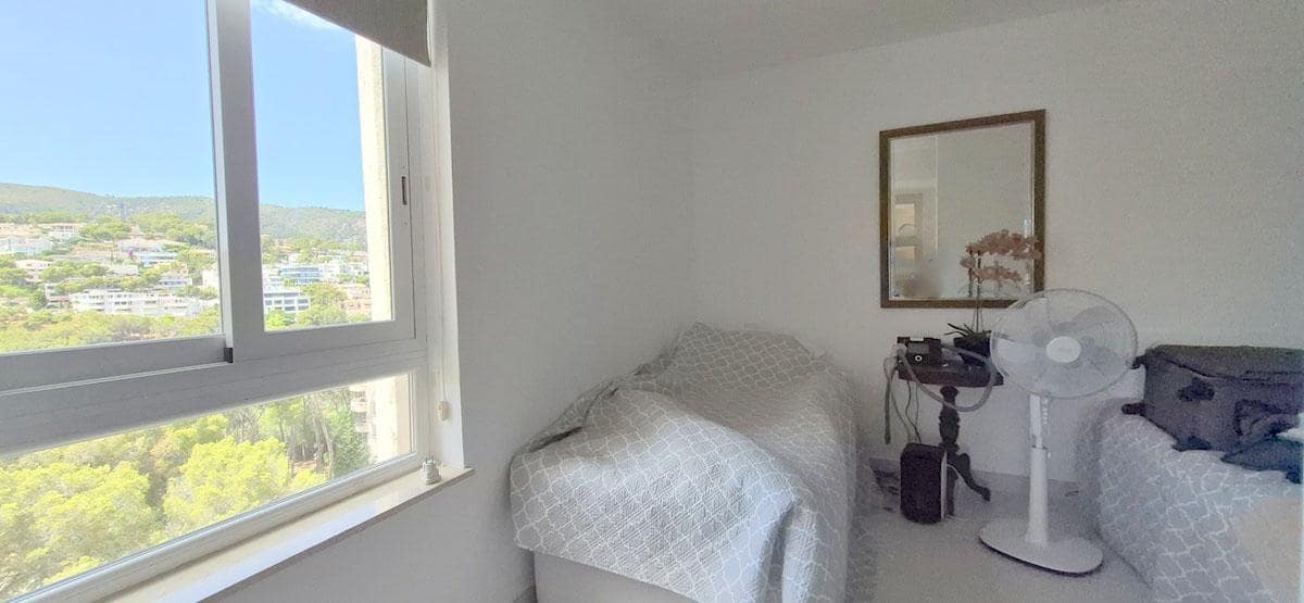 2 bedroom Apartment for sale in Illetas with pool - € 795,000 (Ref: 9908877)