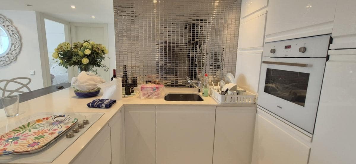 2 bedroom Apartment for sale in Illetas with pool - € 795,000 (Ref: 9908877)