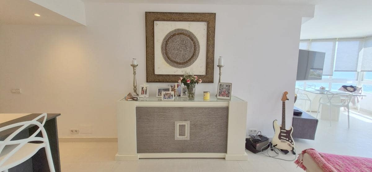 2 bedroom Apartment for sale in Illetas with pool - € 795,000 (Ref: 9908877)
