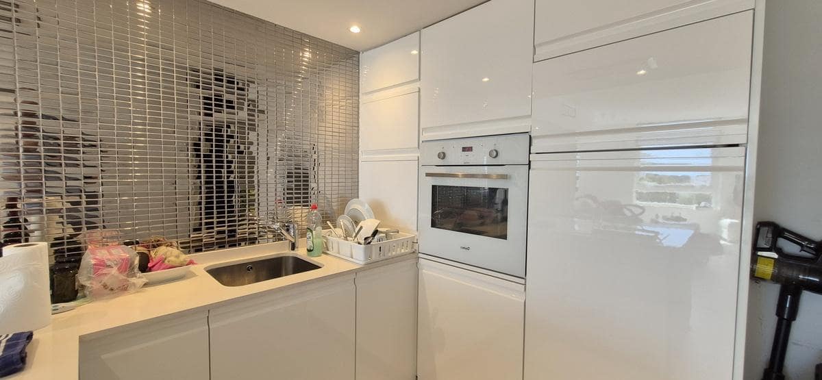 2 bedroom Apartment for sale in Illetas with pool - € 795,000 (Ref: 9908877)