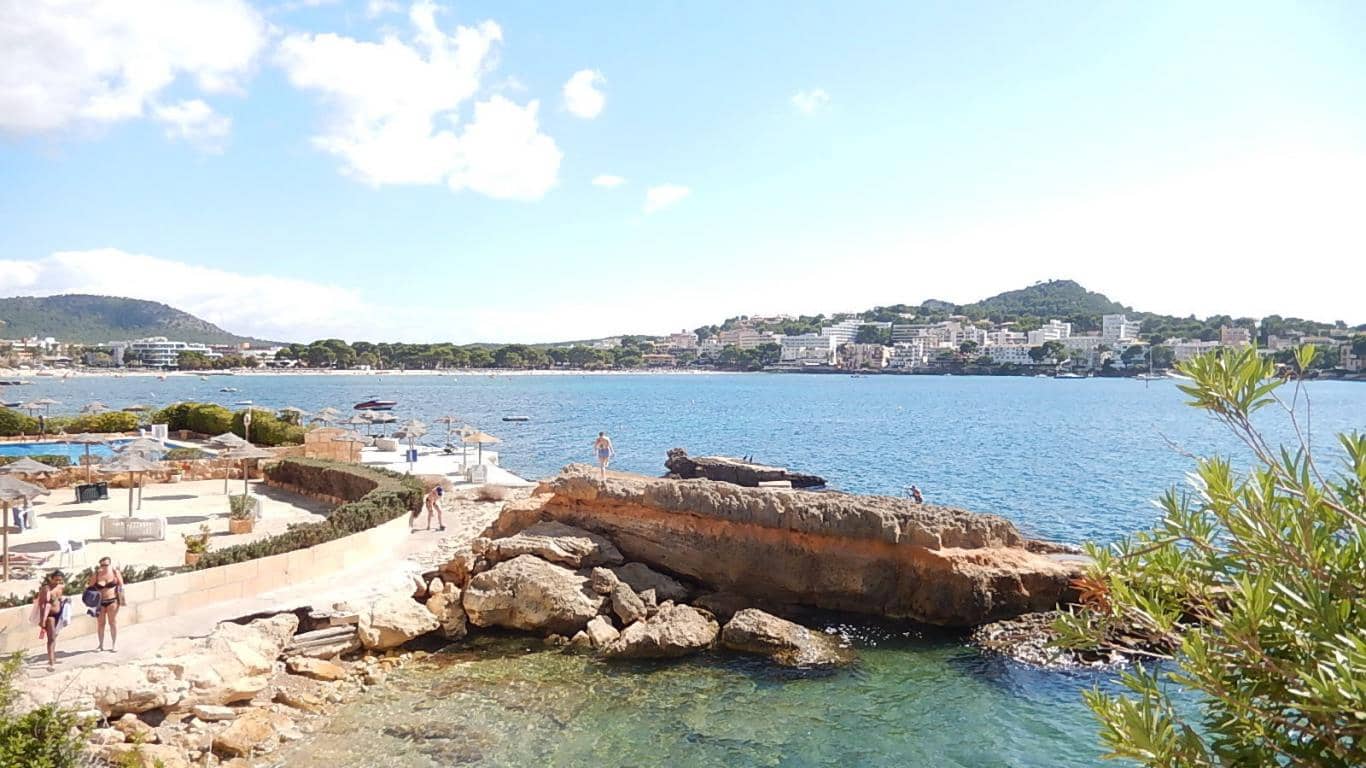 1 Zimmer Apartment zu verkaufen in Santa Ponsa mit Pool Garage - 325.000 € (Ref: 9911527)