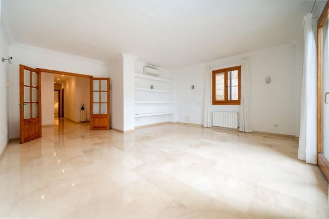 3 quarto Apartamento para venda em Centro, Palma de Mallorca com garagem - 650 000 € (Ref: 10004155)