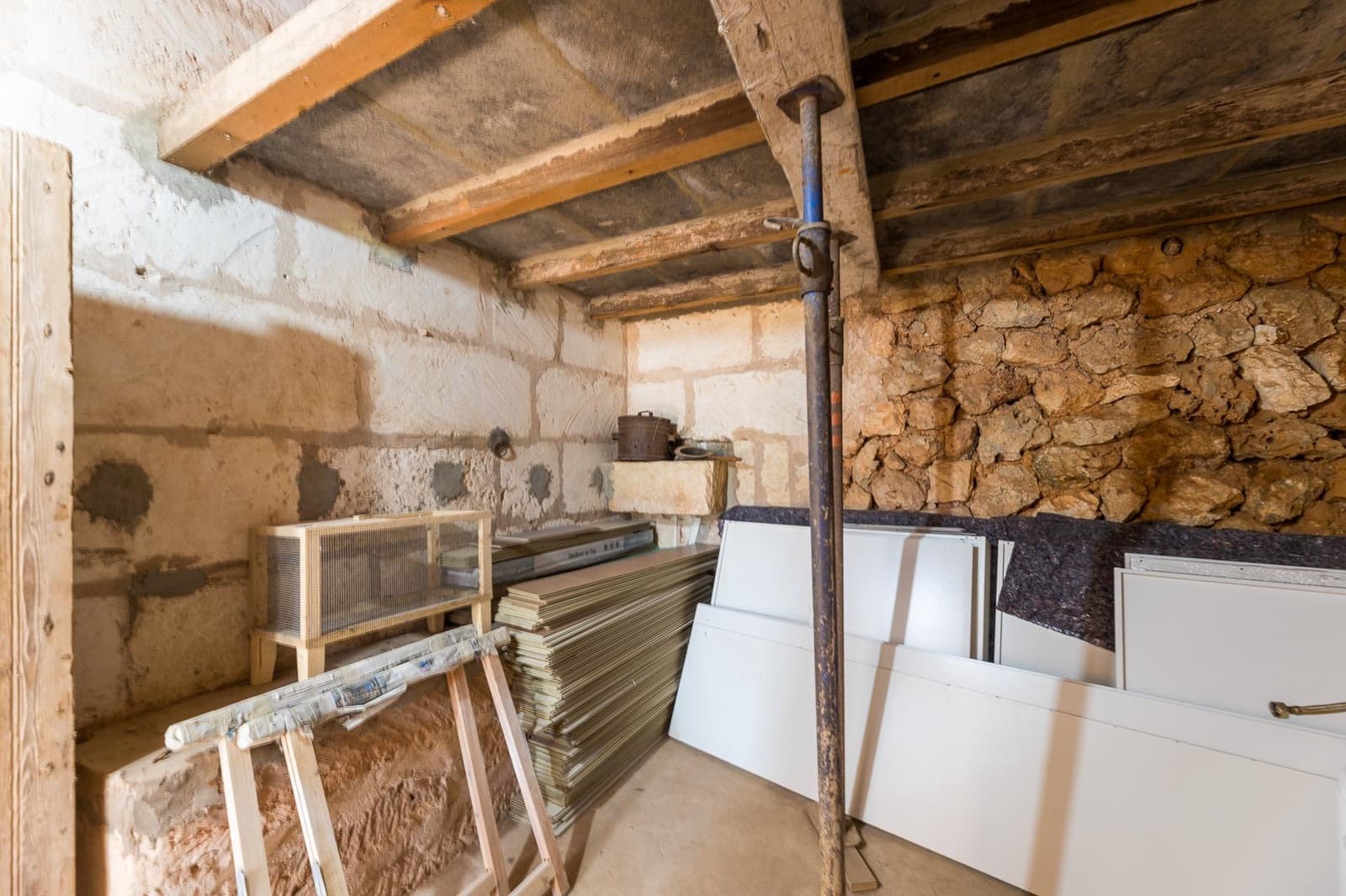 Commercial for sale in Muro - € 480,000 (Ref: 10013337)